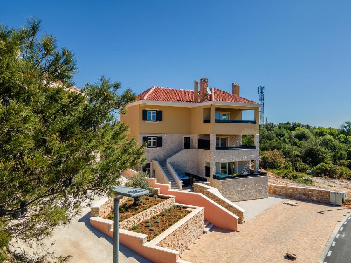 Teona Luxury With Jacuzzi And Terrace Sea View *
