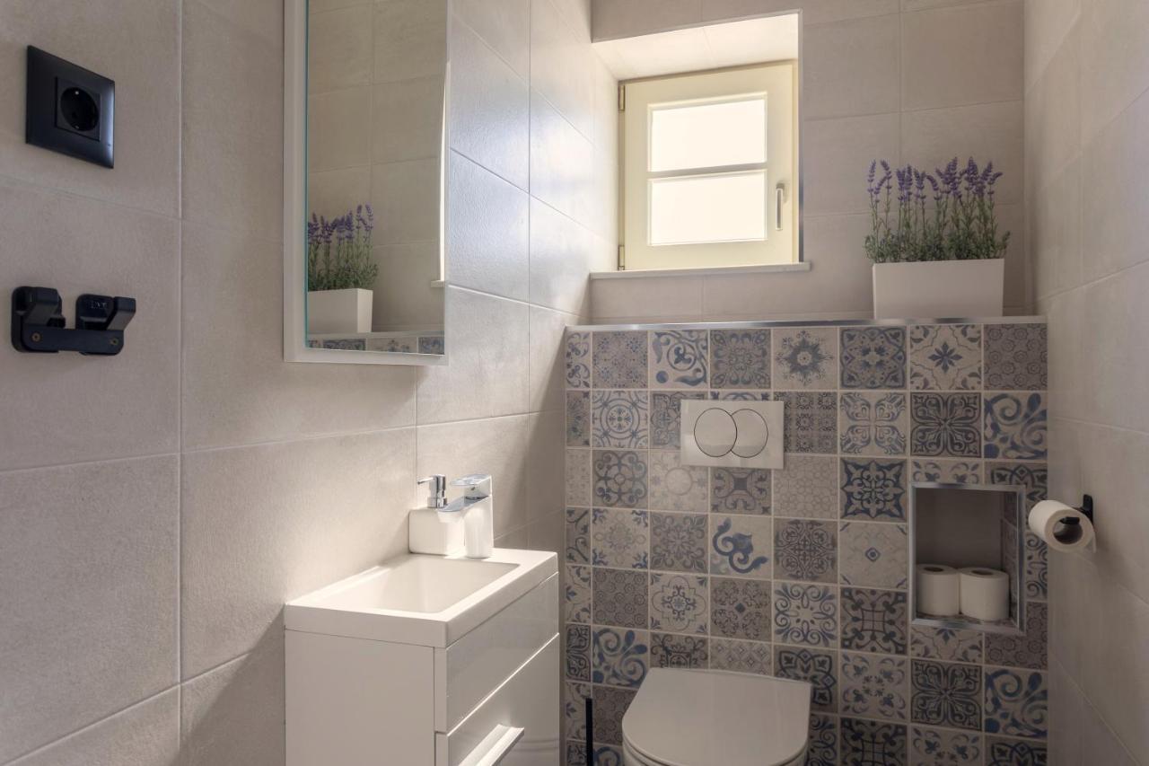 Teona Luxury With Jacuzzi And Terrace Sea View Appartement *